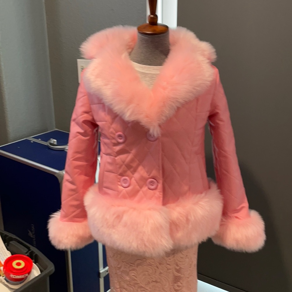 FASHIONABLE BRAND quilted faux LEATHER/FUR JACKET